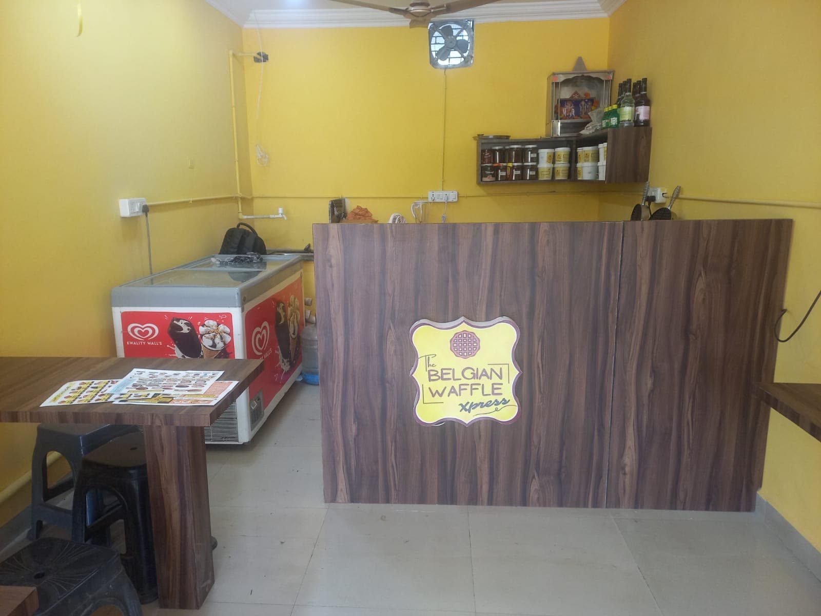 TBWX Adipur (Gandhidham), Adipur
